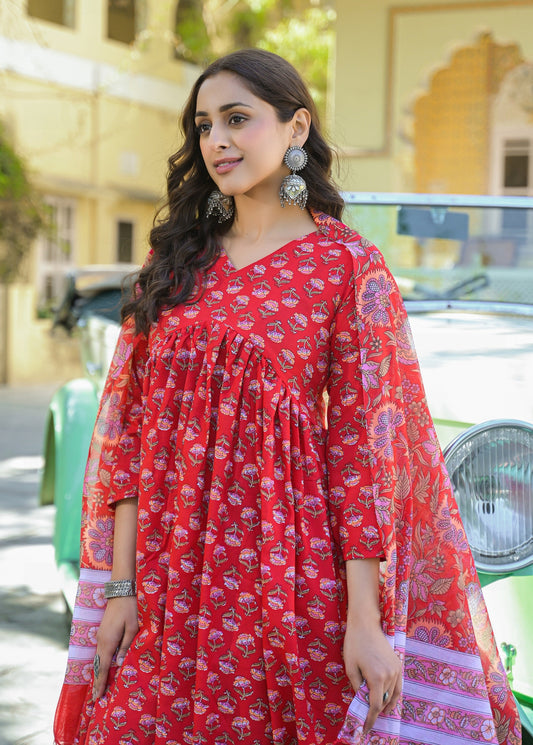 Women’s Viscose Red Anarkali Kurta and Pant Set with Dupatta