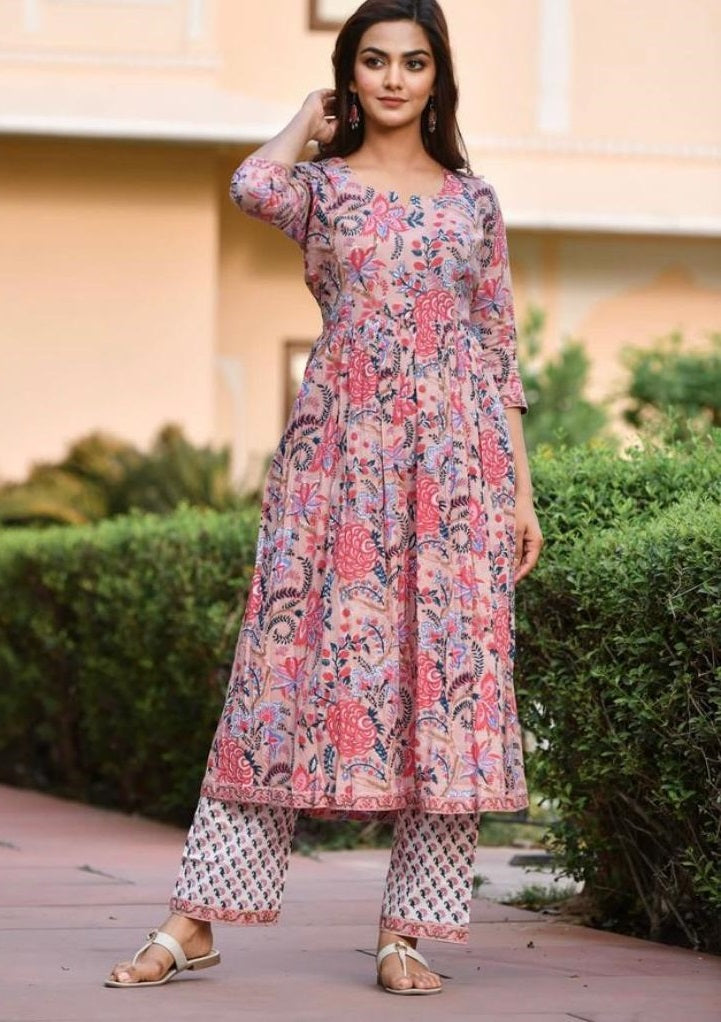 Women’s Pink Printed Viscose Rayon Kurta and Pant Set