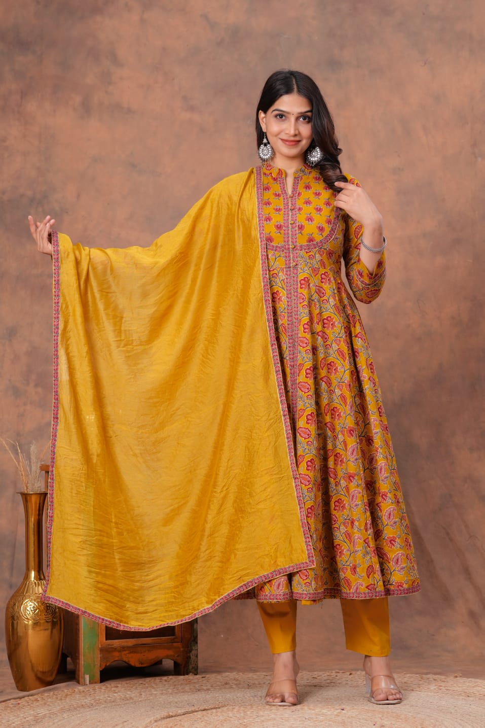 Gulaabo Charm Handblock Suit Set