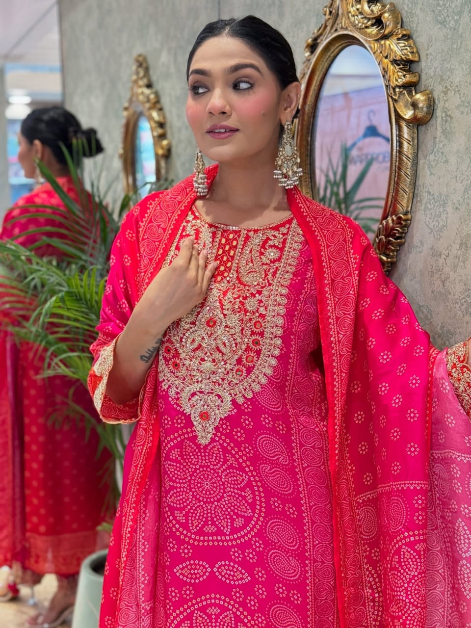 Gulnaar Chinnon Glow Suit Set