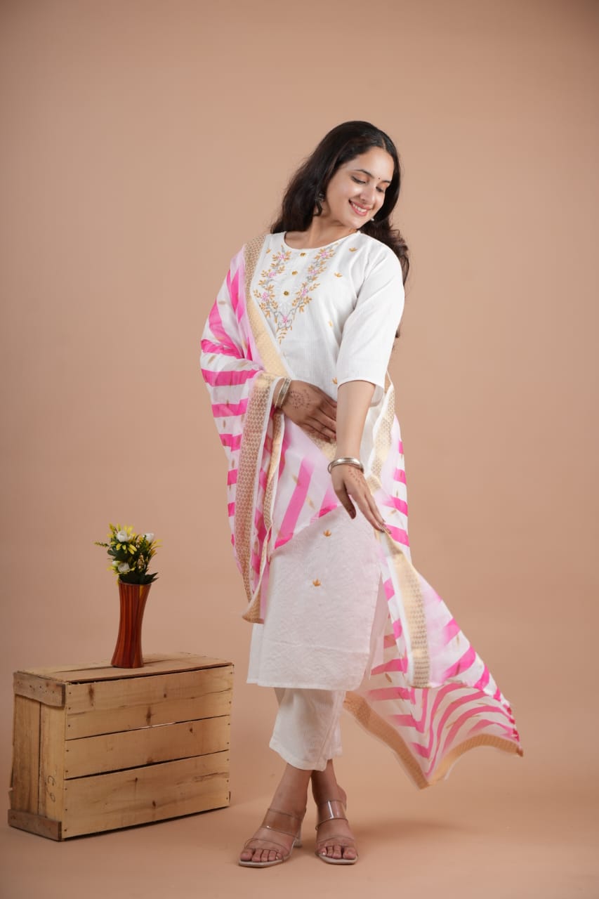 Ivanya White Blossom Suit Set