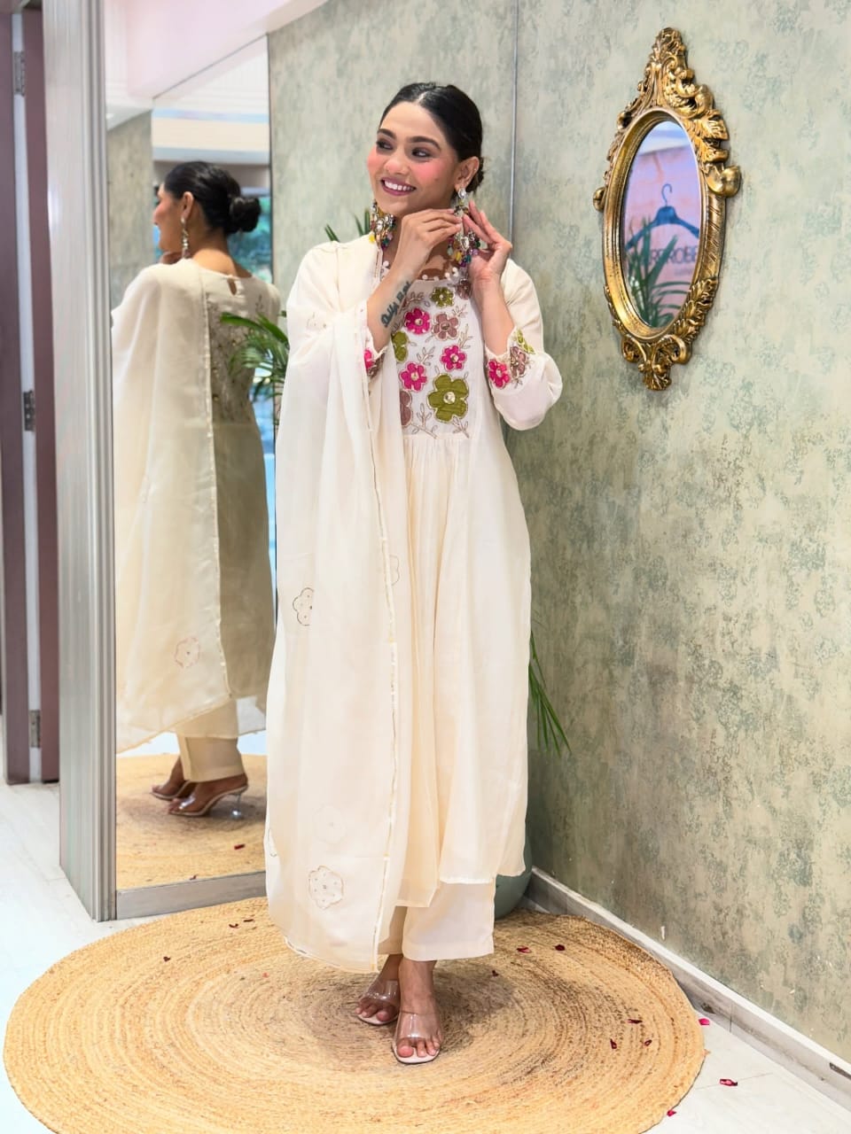 Ivory Gardenia Embroidered Chanderi Suit Set