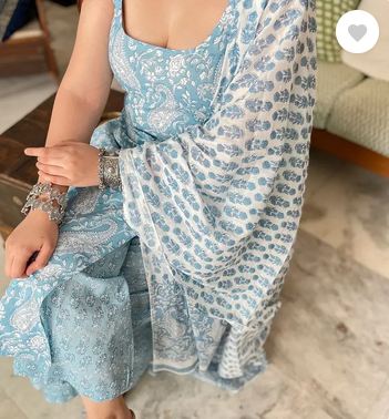 Aarvi Sky Paisley Suit Set