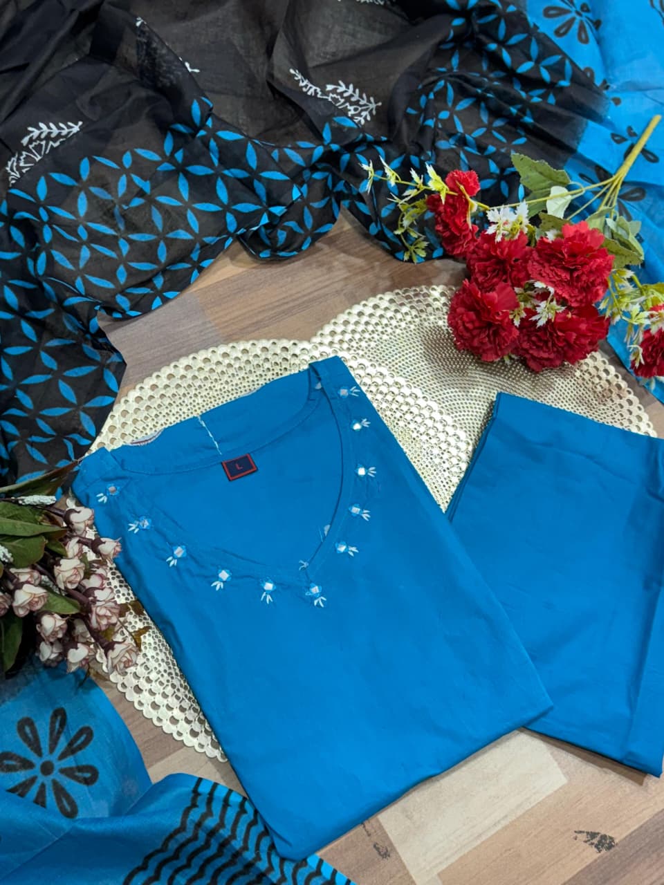Aarvika Floral Patchwork Cotton Set