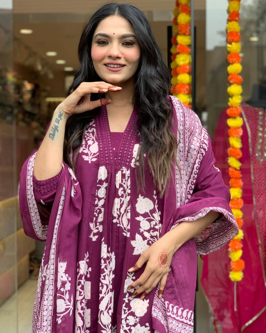 Seraphina White Yoke Grace Cotton Anarkali Suit