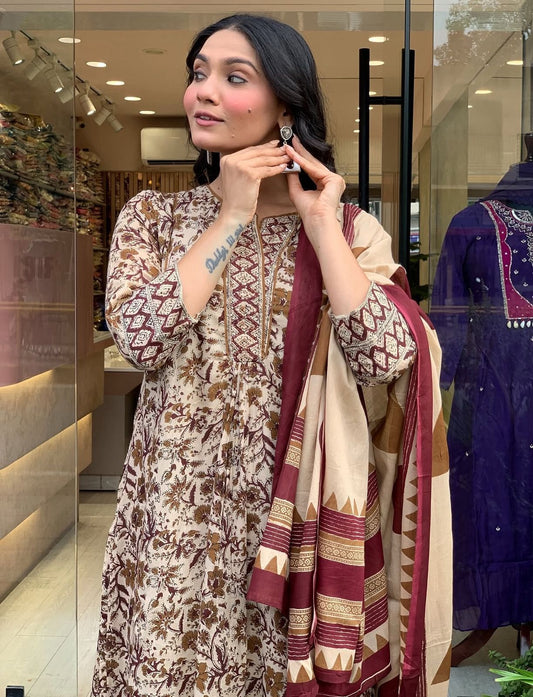 Saanjh Floral Fairytale Anarkali Set