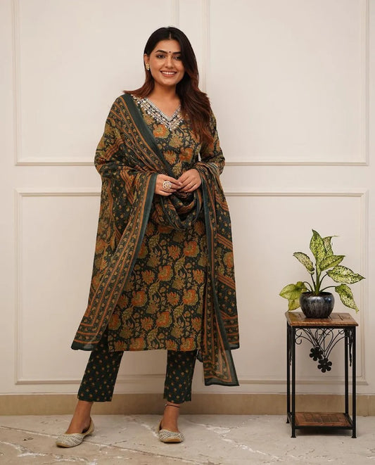 Royal Mehfil Suit Set