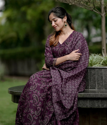 Plum Paisley Grace Suit Set