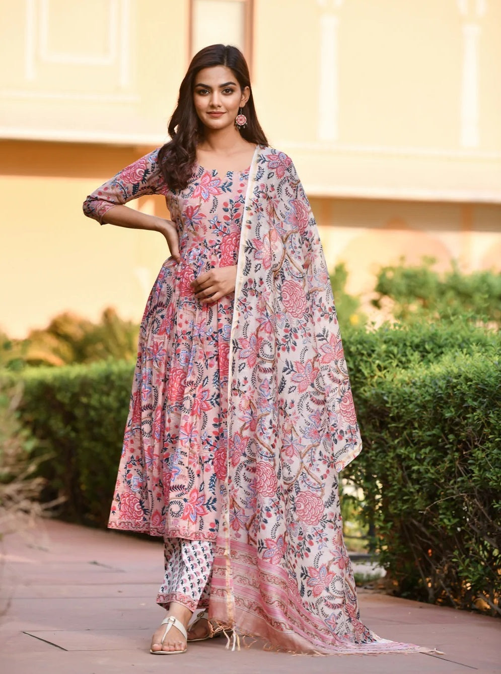 Women’s Pink Printed Viscose Rayon Kurta and Pant Set