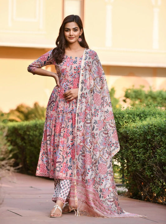 Women’s Pink Printed Viscose Rayon Kurta and Pant Set