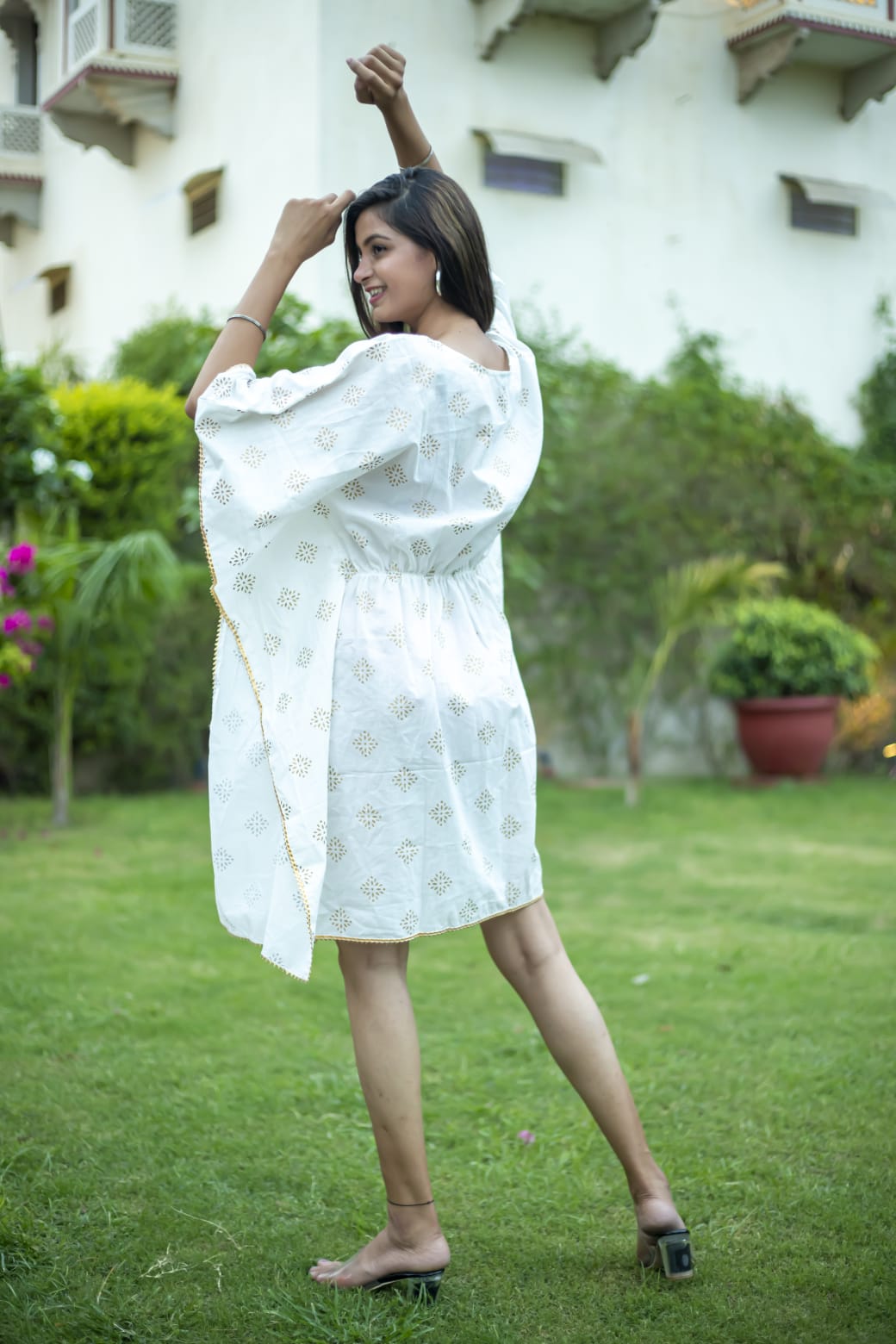 White Pure Cotton Samosa Border kaftan