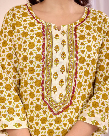 Effortless Ethnic Straight Cotton Suit Set