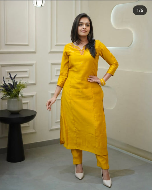 Aarvi Mustard Elegance 2-Piece Suit