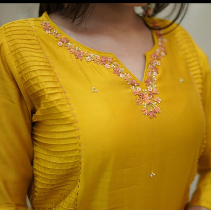 Aarvi Mustard Elegance 2-Piece Suit