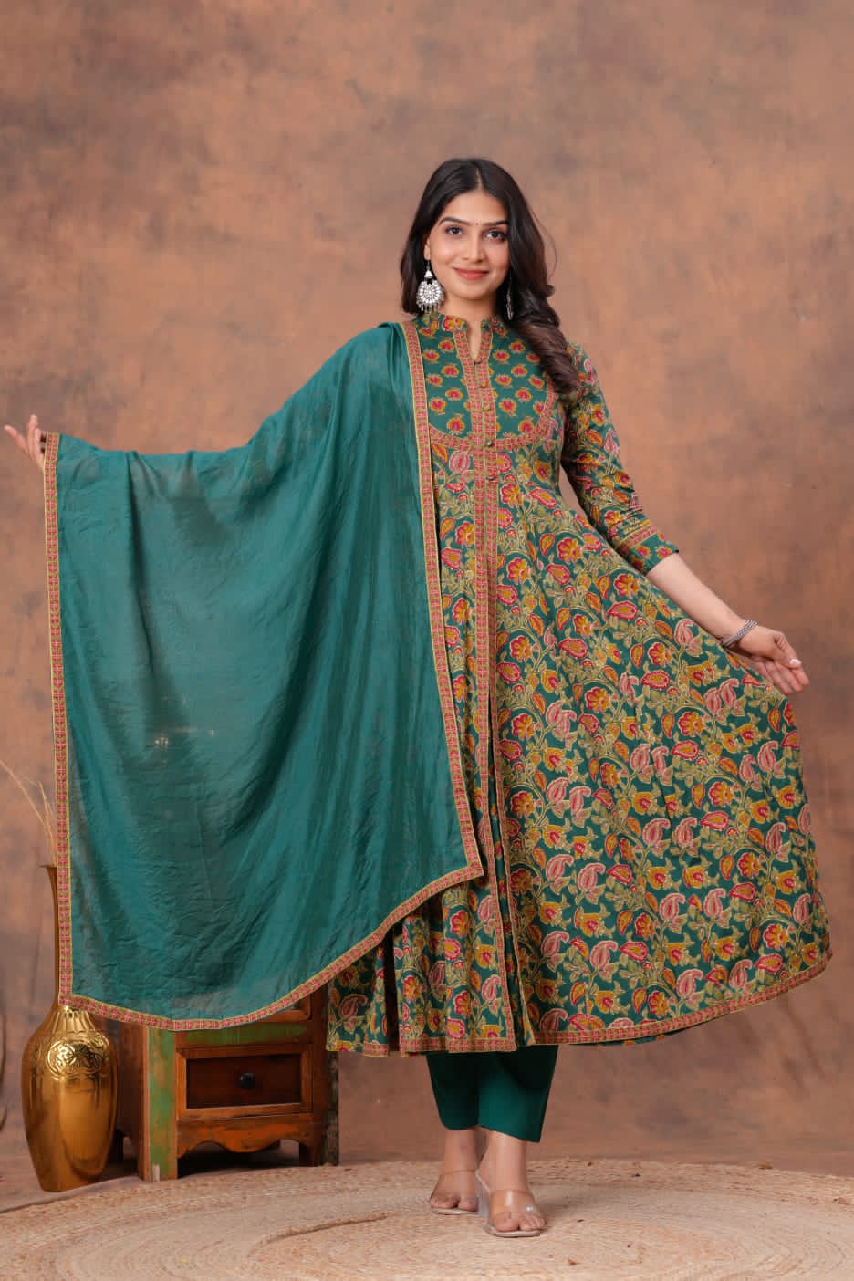Gulaabo Charm Handblock Suit Set
