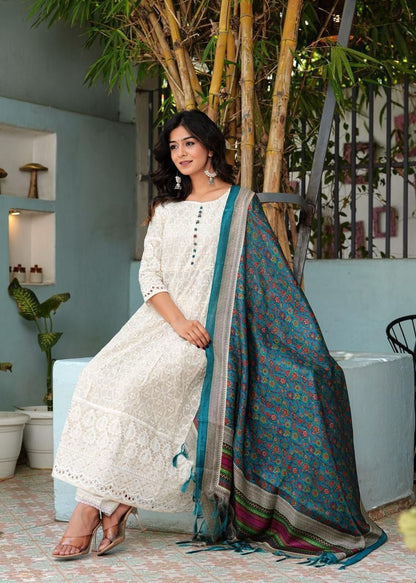 Zaria Chikankari Elegance Suit Set