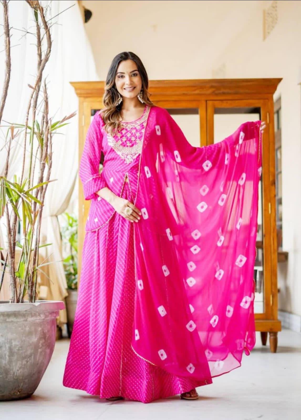 Aabroo Lehariya Glow Suit Set
