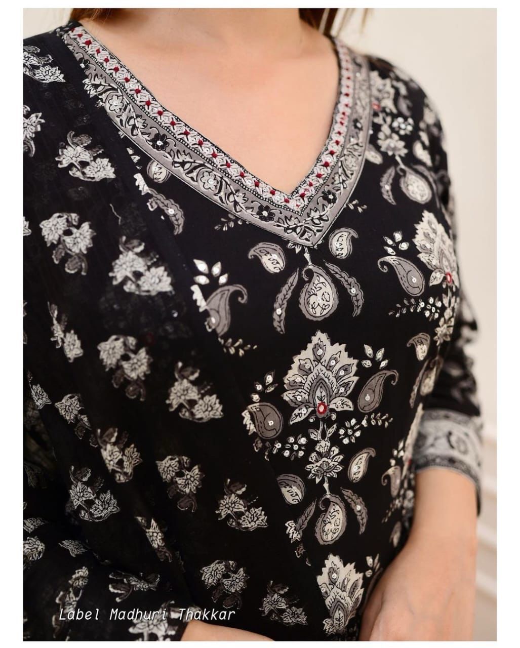 Zeenat Afgani Kurta Set