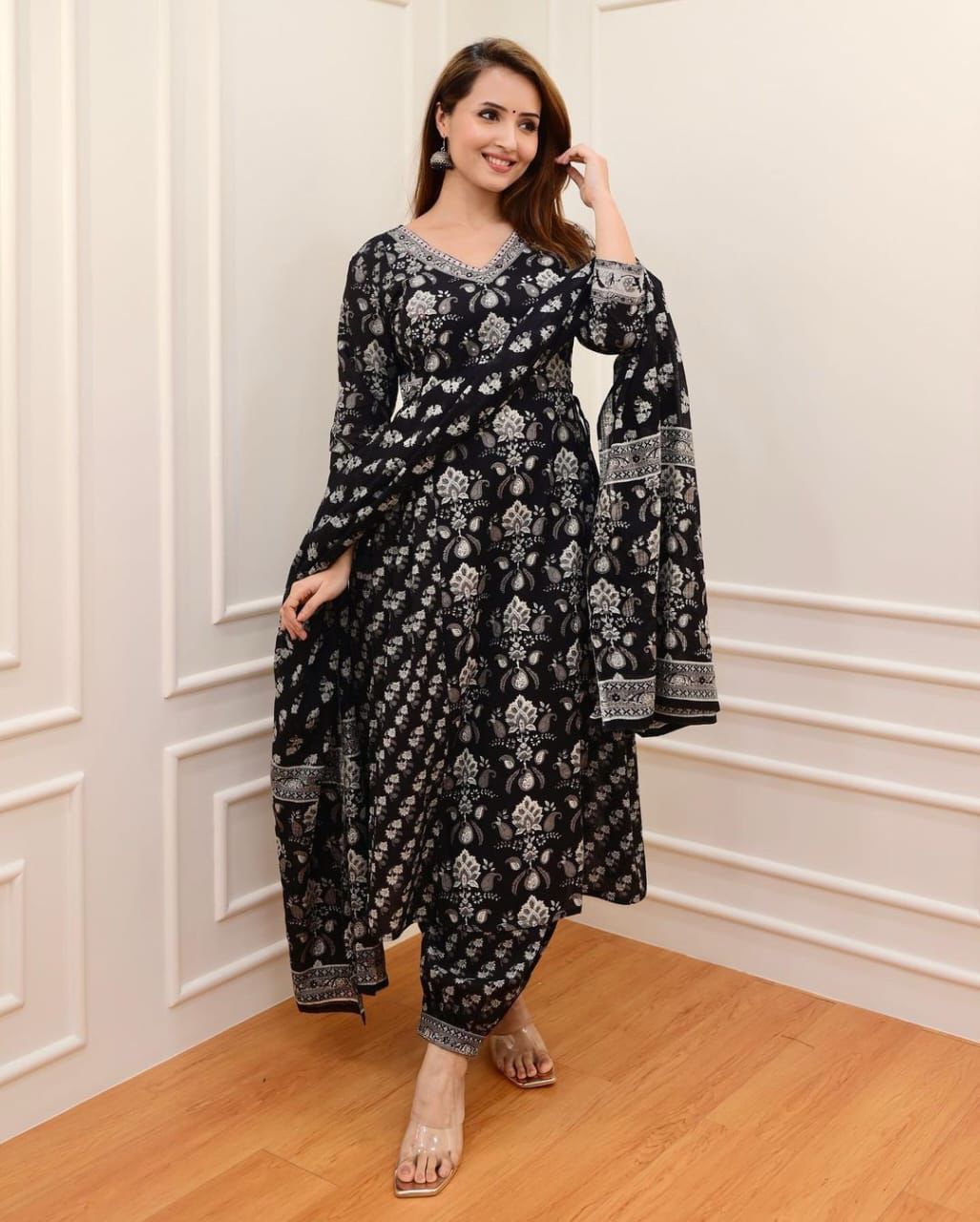 Zeenat Afgani Kurta Set