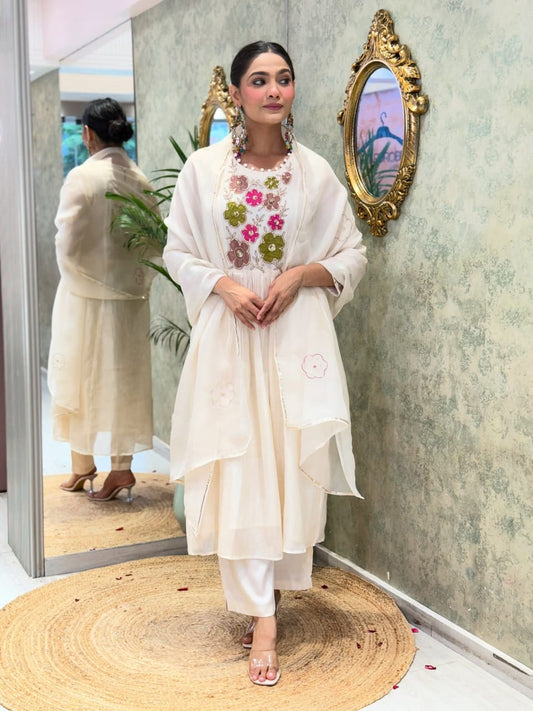 Ivory Gardenia Embroidered Chanderi Suit Set