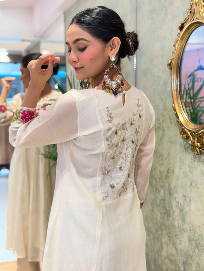 Ivory Gardenia Embroidered Chanderi Suit Set