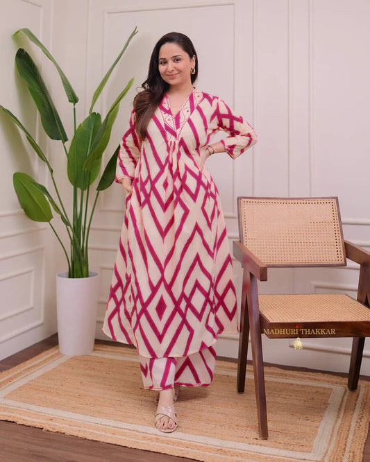 Magenta and Beige Geometric Print Suit