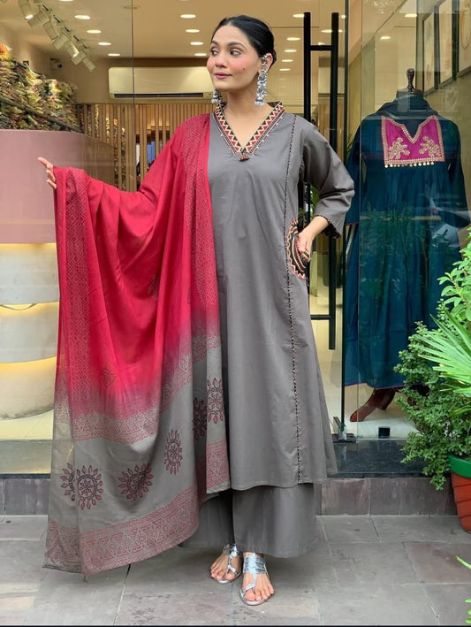 Raagini Contrast Cotton Suit Set