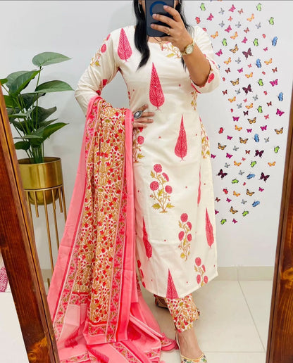 Noor-e-Gul Cotton Jaipuri Charm Set