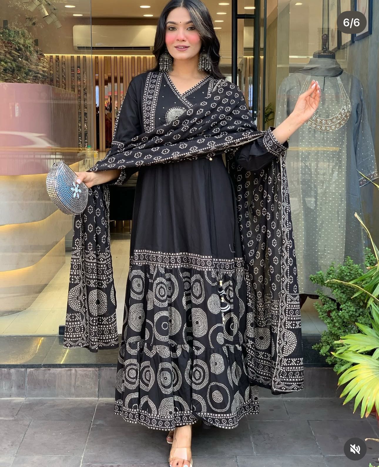 Noor-E-Zaara Black Anarkali Suit Set