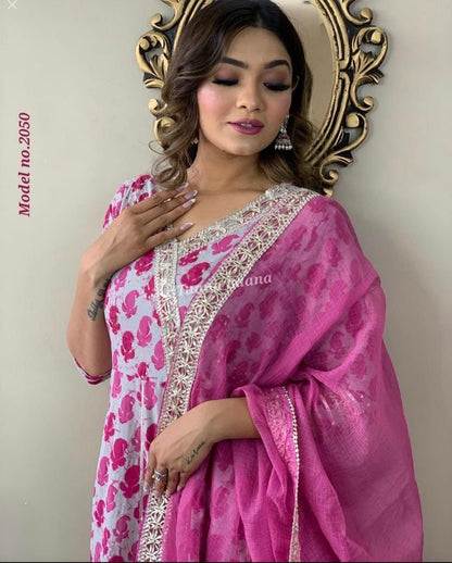 Elara Pink Blossom Cotton Set