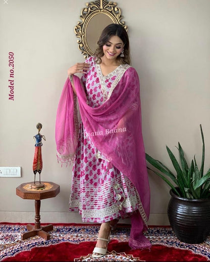 Elara Pink Blossom Cotton Set