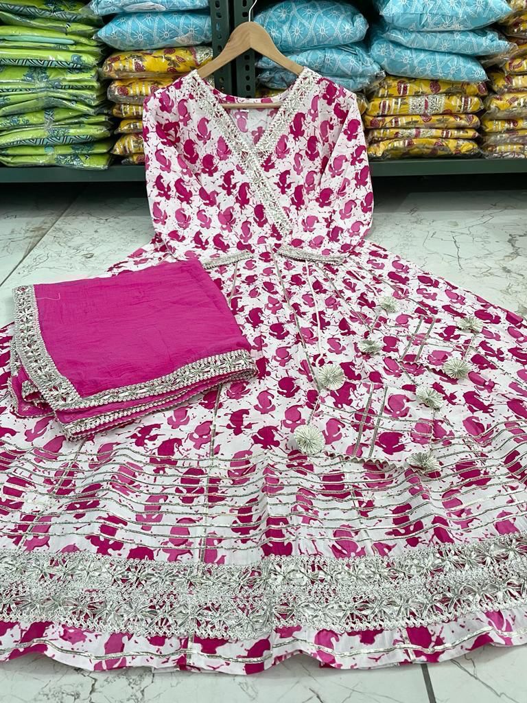 Elara Pink Blossom Cotton Set