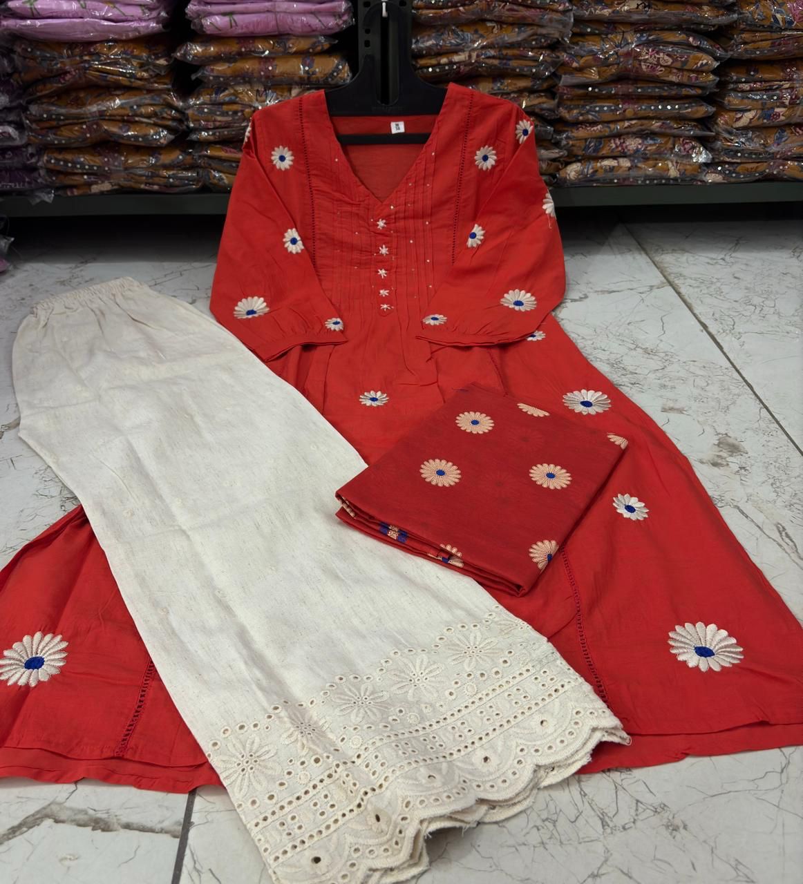 Noorangi Blossom Cotton Charm Set