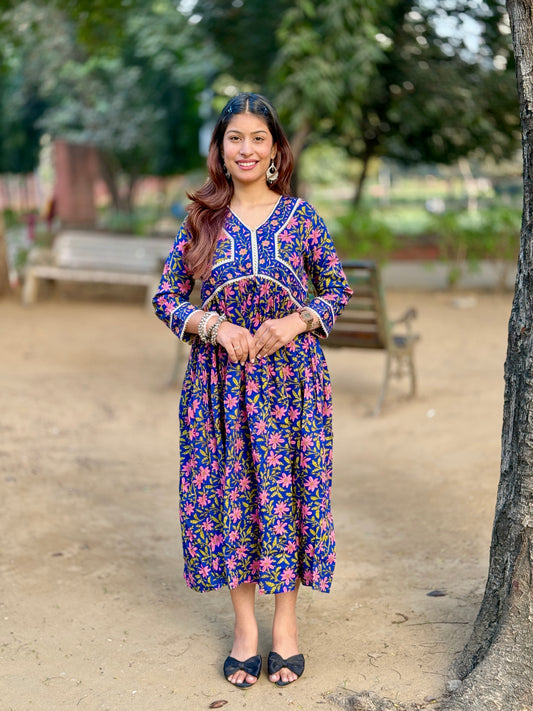 Neel Phoolvatika Cotton Gown