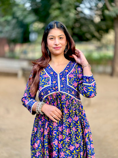 Neel Phoolvatika Cotton Gown