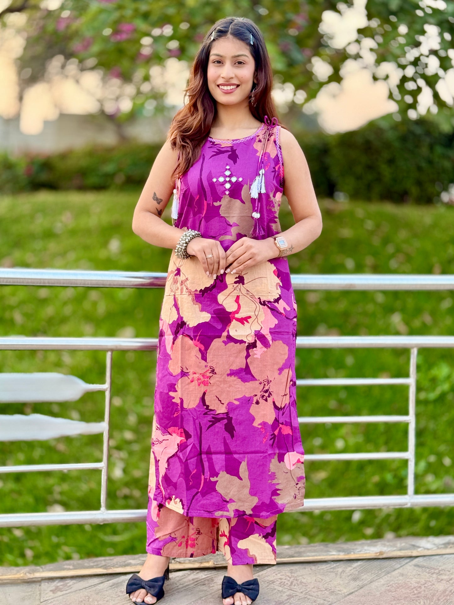 Purple Vastra Pushp Kurta Set