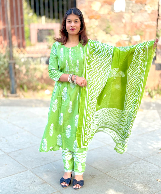 Ira Greenveil Cotton Suit Set