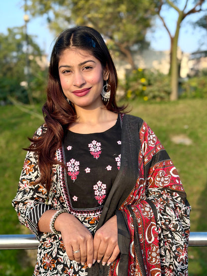 Saanjh Viscose Gul Suit Set