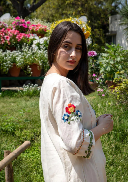 Garden Grace Embroidered Cotton Kurta Set