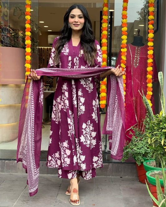Seraphina White Yoke Grace Cotton Anarkali Suit