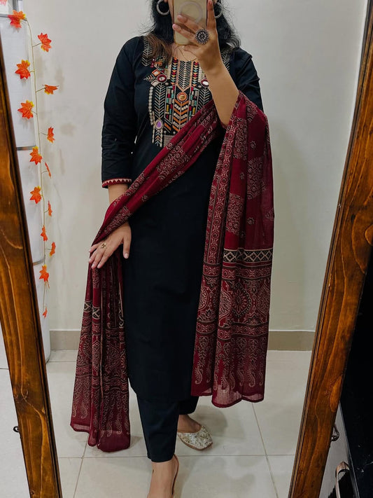 Falisha Mirror Work Mal Cotton Set