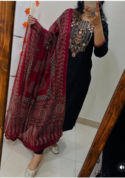 Falisha Mirror Work Mal Cotton Set