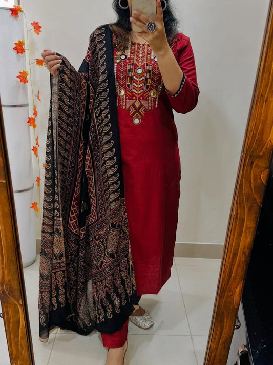 Aaradhya Mirror Work Suit Set