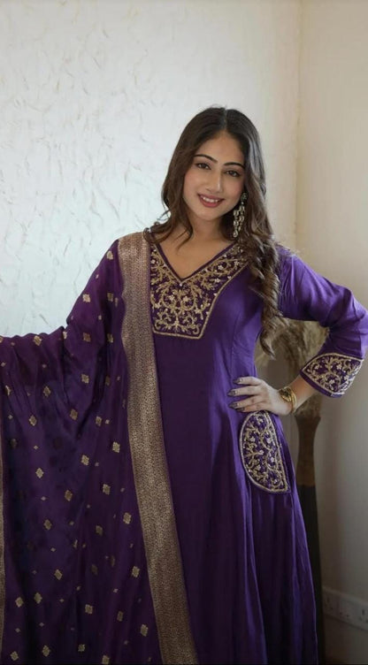 Aarohi Regal Zari Cotton Suit Set