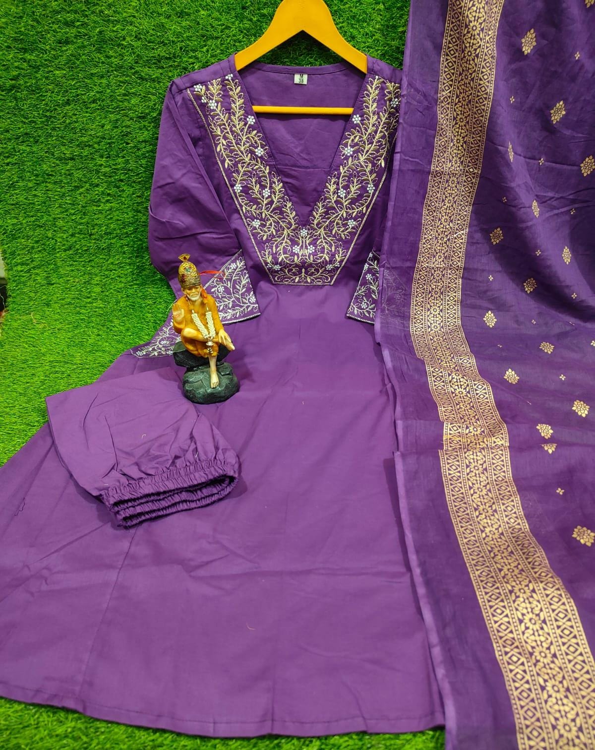 Aarohi Regal Zari Cotton Suit Set