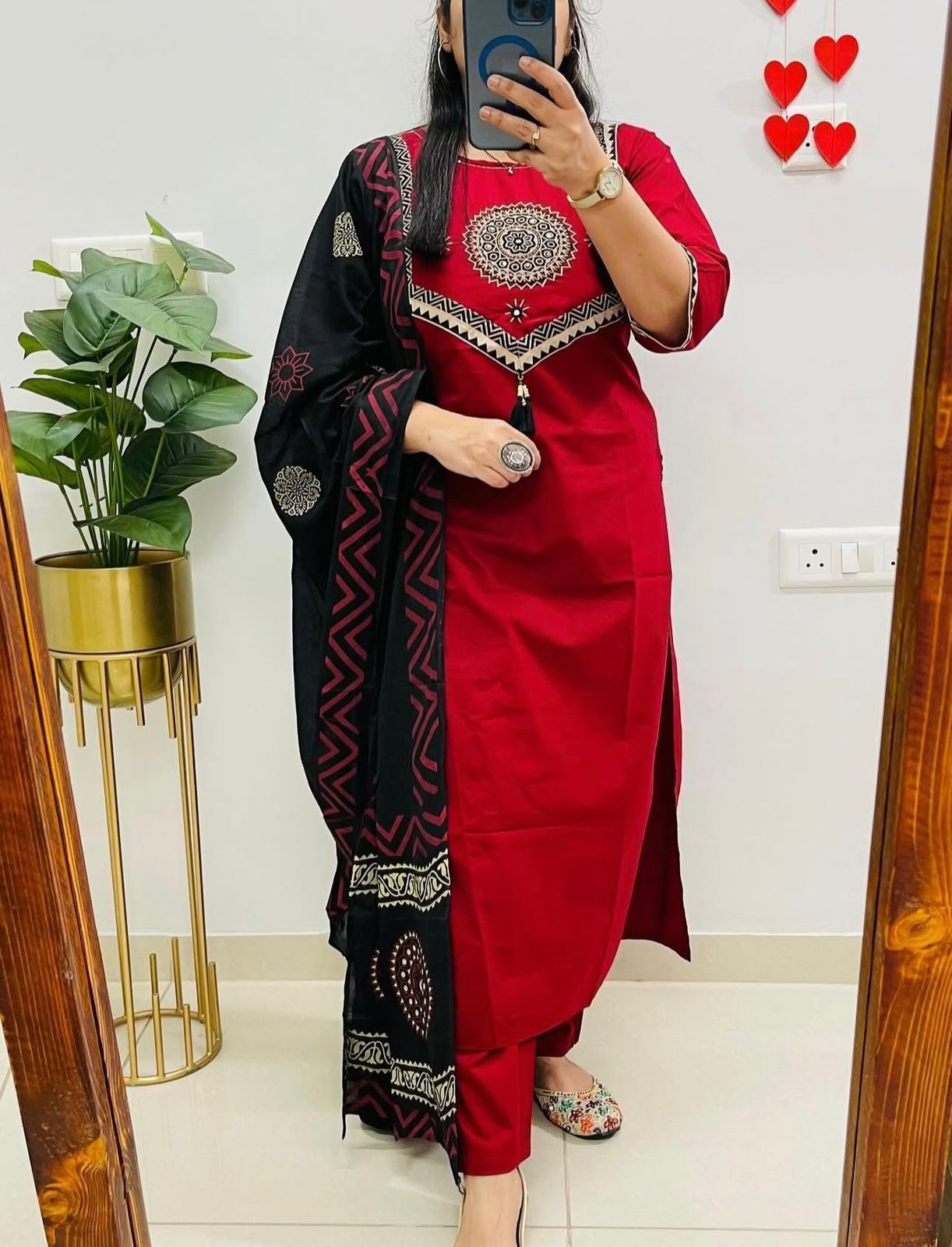 Raas Kantha Kala Suit Set