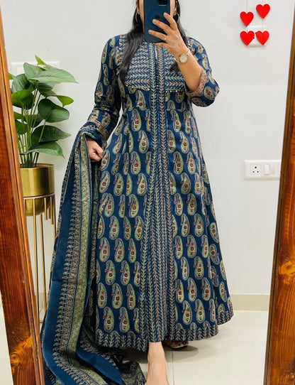Kashni Indigo Royal Ajrakh Set